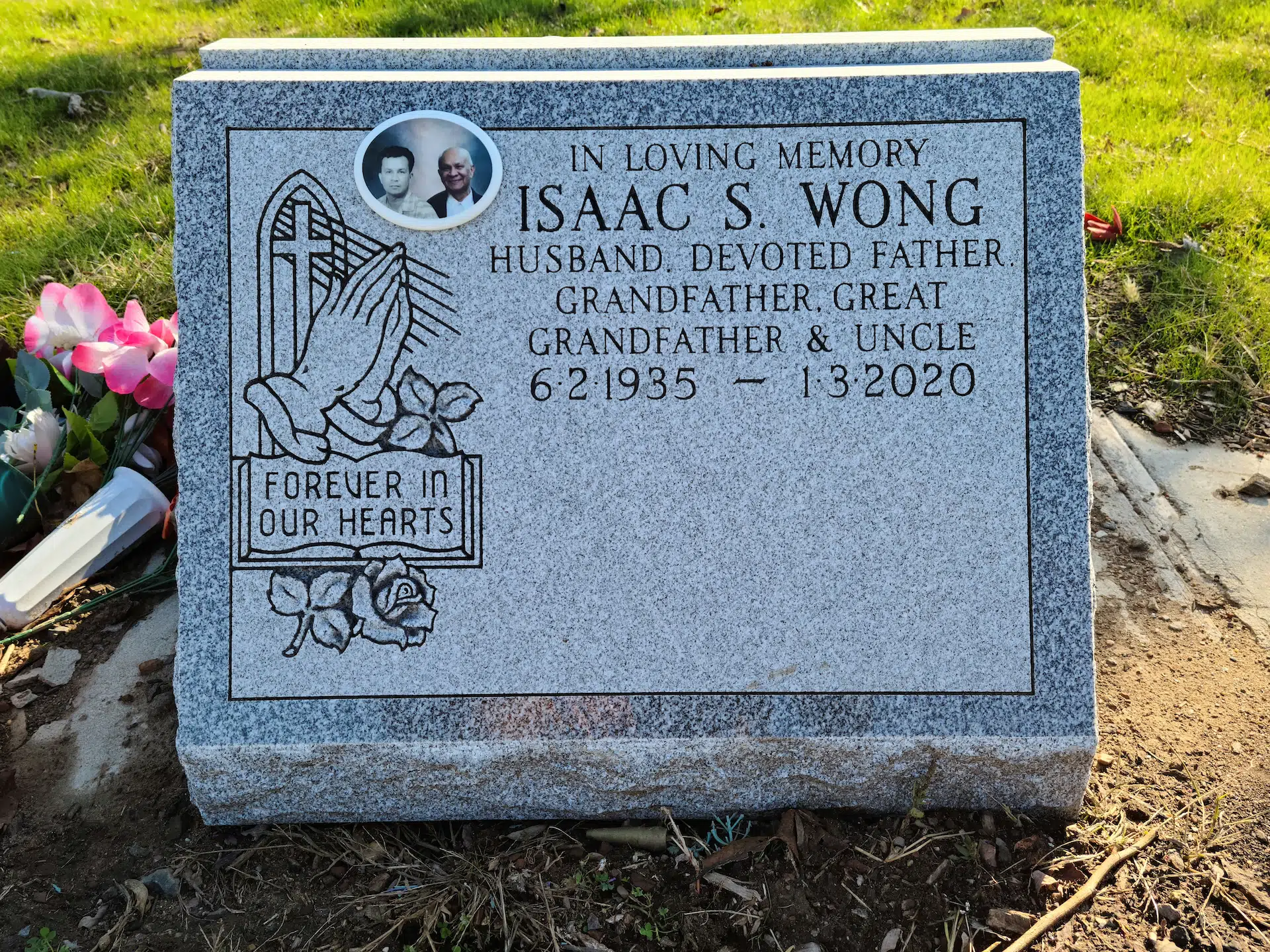 Granite Monument Company hand-carved by New Jersey Monuments in NJ — image 1